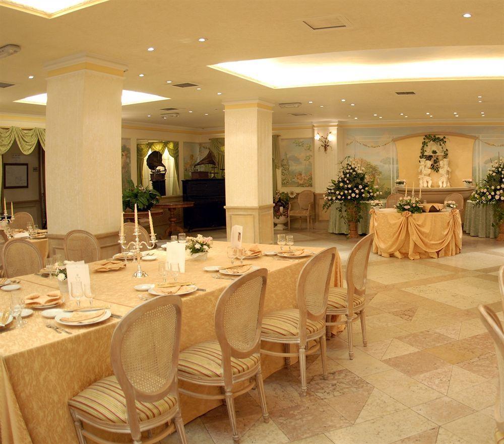 V7 Hotel San Giovanni Rotondo Kültér fotó